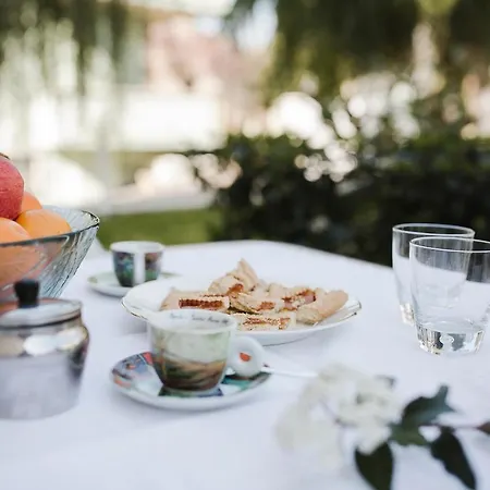 לינה וארוחת בוקר 